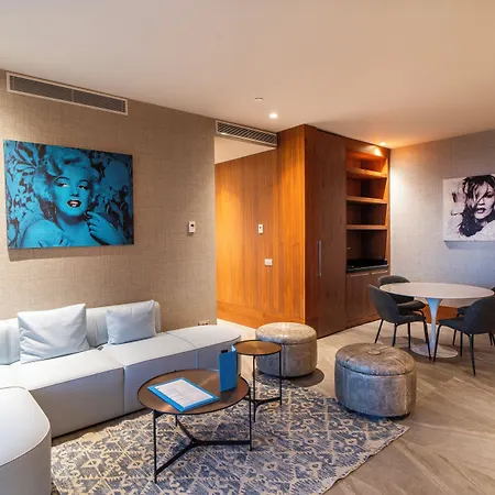 Arts Bodrum 얄리카베크